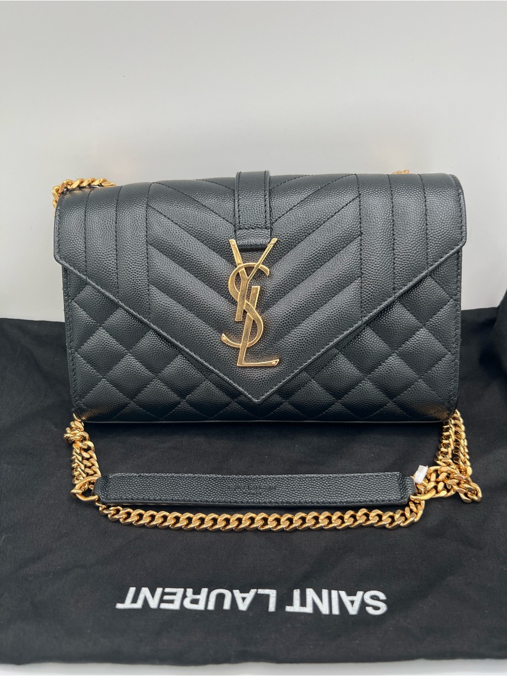 YSL Saint Laurent Envelope Medium Black Grain Leather Shoulder Bag like new🔥